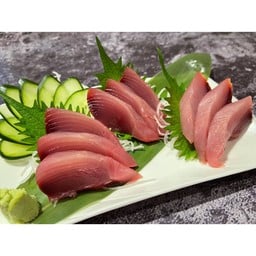 MAGURO SASHIMI