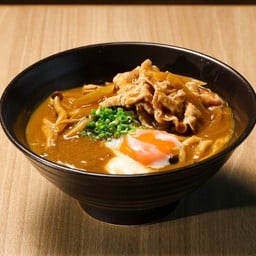 อุด้งแกงกะหรี่หมูสไลด์ไข่ออนเซ็น