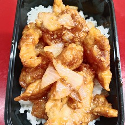 ข้าวไก่กรอบสามรส