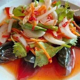 ยำไข่เยี่ยวม้า