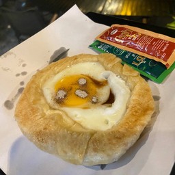 โรตีบอมบ์ไข่ดาว