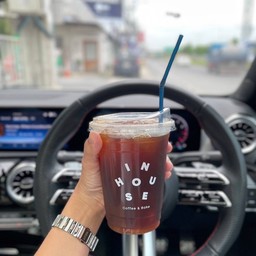 Iced Americanô อเมริกาโน่เย็น