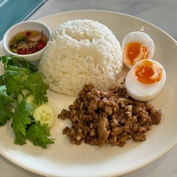 ข้าวหมูสับทอดกระเทียม ไข่ต้ม
