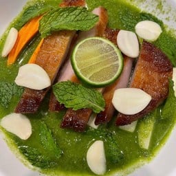 คอหมูย่างมะนาว Spicy & Sour Grilled Pork Jowl