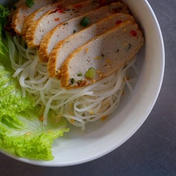 ก๋วยเตี๋ยวฮือก้วยทอดล้วน