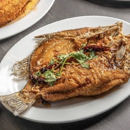 ปลากระพงทอดน้ำปลา