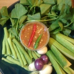 ชุดน้ำพริกกะปิผักสด