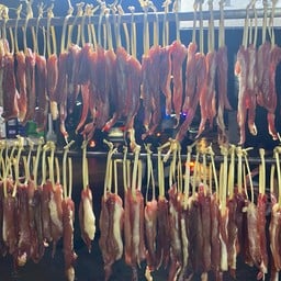 หมูทอดเนื้อทอดชาดัม พหลโยธิน