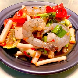 ตำไหลบัวหมูยอกุ้งสดปลาร้า