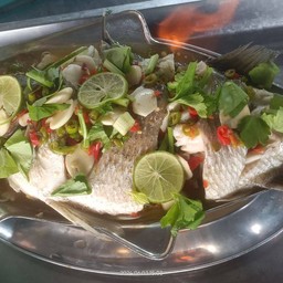 ปลากระพง นึ่งมะนาว (1ตัว)
