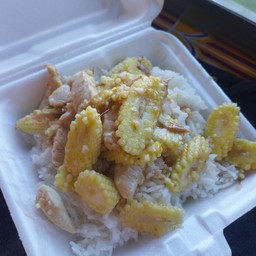 ข้าวผัดข้าวโพดอ่อน