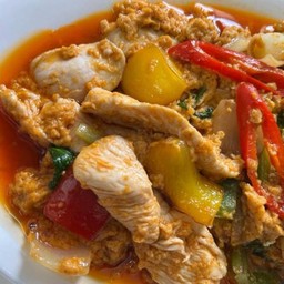 206 ผัดผงกะหรี่ หมู/ไก่ (กับข้าว)