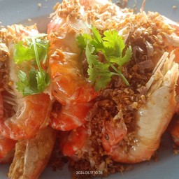กุ้งทอดกระเทียมพริกไทย