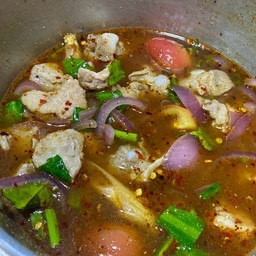 ต้มแซ่บกระดูกหมูอ่อน