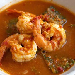 แกงส้มไข่ชะอมกุ้งสด
