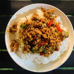 ข้าวกะเพราหมูสับ