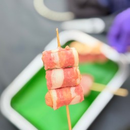 สโมคกี้พันเบคอน