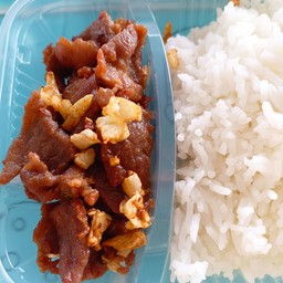 ข้าวหมูทอดกระเทียม
