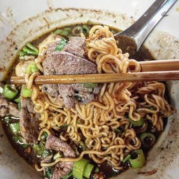 ก๋วยเตี๋ยวเส้นไวไว