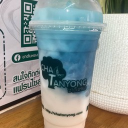 อัญชันนมสด