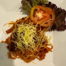 สปาเก็ตตี้ผัดแฮมเบคอน