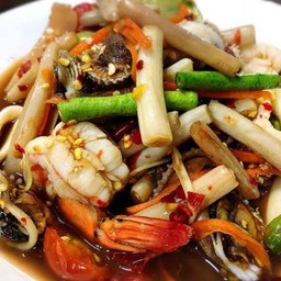 กุ้ง หมึก หอยแครง