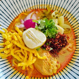 ข้าวซอยน่องไก่