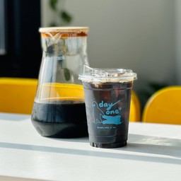 Cold Brew (เปล่าๆก็อร่อย Add topping อร่อยกว่าเดิมอีก)