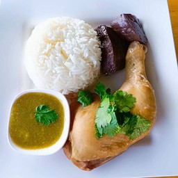 ข้าวหน้าไก่ตุ๋นนำ้จิ้มซีฟู้ด