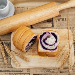 โบราณ คาเฟ่ & โบราณเบรดเดอรี่(Coffee & Bread) “สี่แยกหมากแข้ง” -