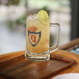 บ๊วยมะนาวโซดาเย็น - Iced Plum Lime Soda