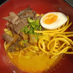 ข้าวซอยเครื่องในวัว