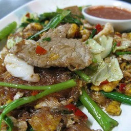 สุกี้แห้งเนื้อ