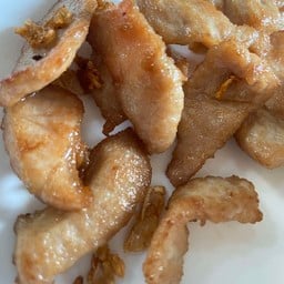 หมูทอดกระเทียม เป็นกับข้าว