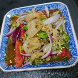 ยำแมงกะพรุนลุยสวน