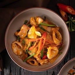 หมึกผัดไข่เค็ม