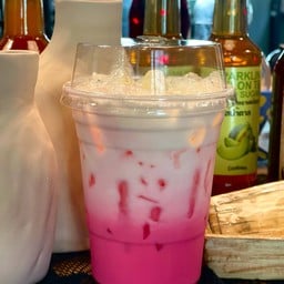 นมชมพู Pink milk
