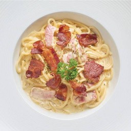 สปาเก็ตตี้คาโบนาร่าเบค่อน