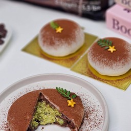 Mochi DuBai chocolate