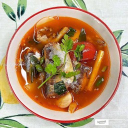 ต้มยำปลากระป๋อง