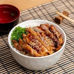 ข้าวหน้าไก่ย่างซอส เทอริยากิ