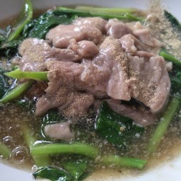 ปุ๊กราดหน้าและอาหารตามสั่ง (ตลาดล่าง)