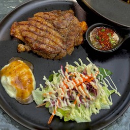 สเต็กหมูพริกไทยดำ