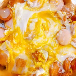 Scrambled Egg With Sausage On Rice