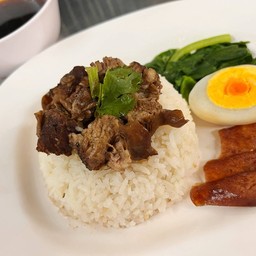 ข้าวหมูตุ๋น