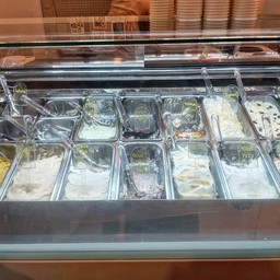 Tsubaki gelato