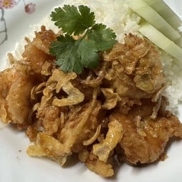 กุ้งซอสมะขามราดข้าว