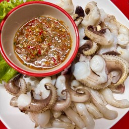 หนวดหมึกย่าง