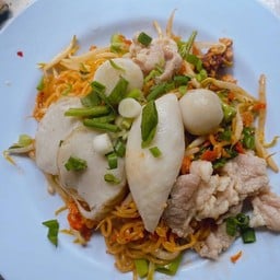 ก๋วยเตี๋ยว&ขาหมู เจริญนคร 78