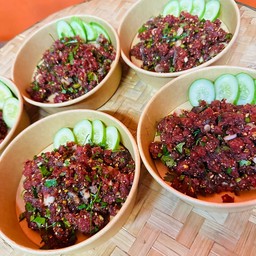 ร้านใจสั่งมาคลองสอง ก้อยขม ลาบขม ต้มเนื้อ ต้มแซ่บ